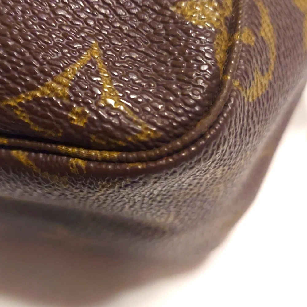 Louis Vuitton Monogram Vintage Trousse Toilette 28 Cosmetics Pouch Purse